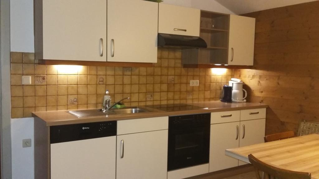 Ferienwohnung Waldhaeusl ザンクト・マルティン・バイ・ローファー エクステリア 写真